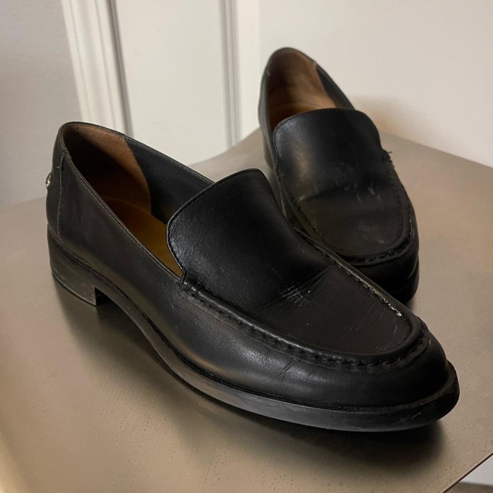 Everlane Black Leather Loafers 7 Minimalist Slip-On Flats